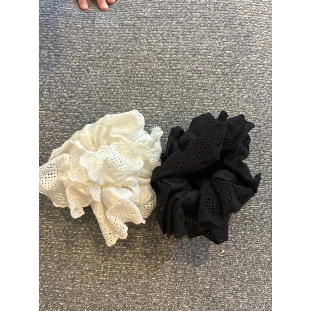 2-Pack Lace Fabric Hair Scrunchies, Black & White, 4.5 in, Women